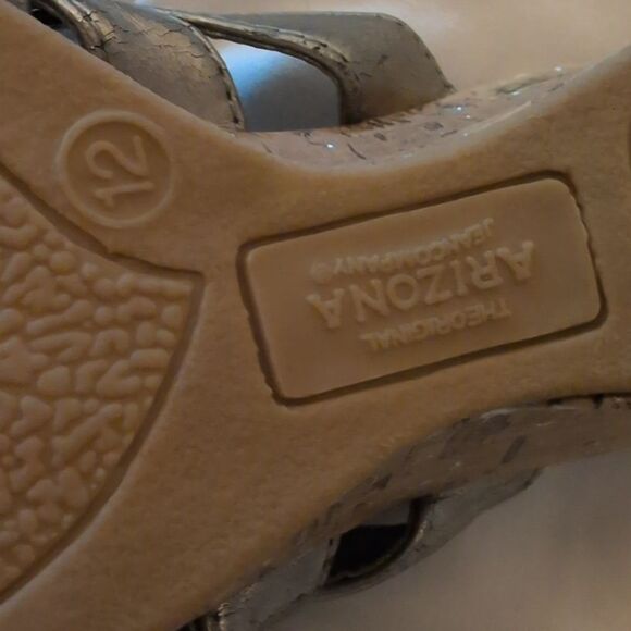 Arizona Jean Kids Y2K Silver Metallic Cork Wedge Sandals Size 12 - Picture 4 of 8
